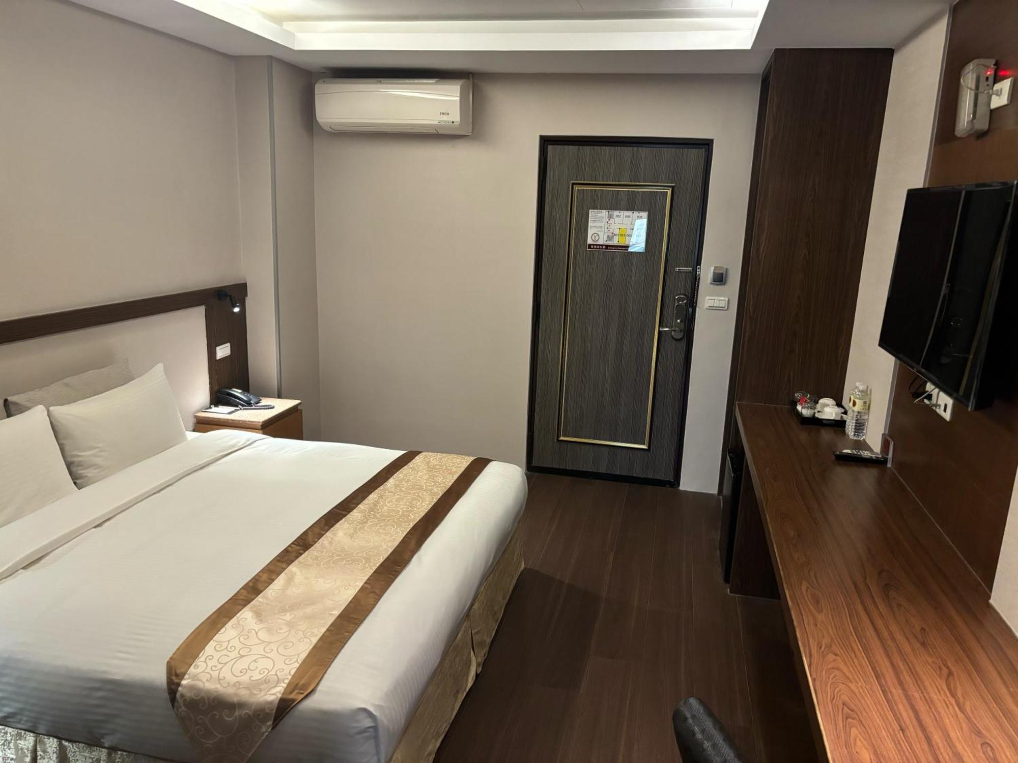 Yuhao Hotel - Hsinchu Branch Esterno foto