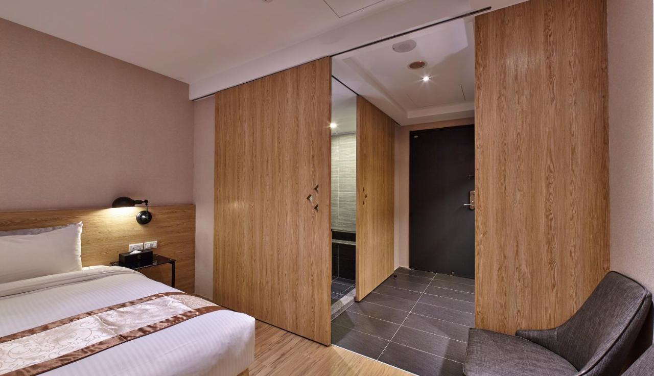 Yuhao Hotel - Hsinchu Branch Esterno foto
